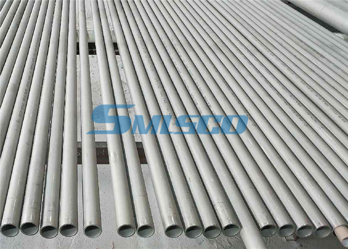 DN100 ASTM A312 304L / S30403 ความต้านทานการกัดกร่อนท่อไร้รอยต่อสแตนเลสสำหรับฟลูอิดไลน์